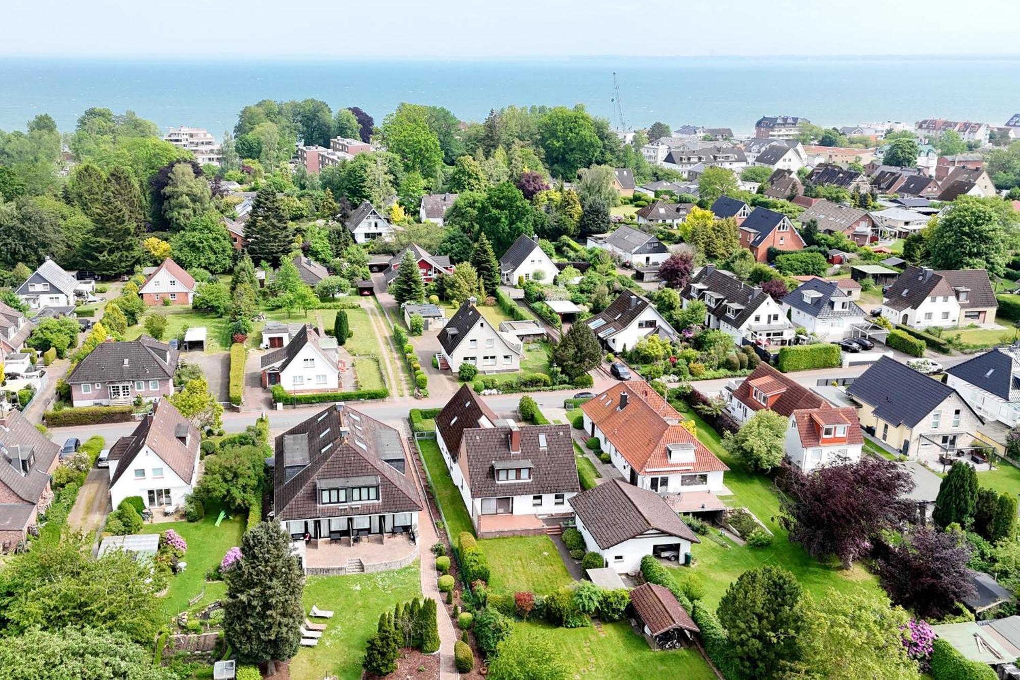 Hochwertige Ferienwohnung In Ruhiger Lage Mit Eigener Terrasse Und Parkplatz, Nur 7 Gehminuten Zum Strand Entfernt - Hoher Schlafkomfort Dank Boxspringbett Шарбойтц Екстериор снимка